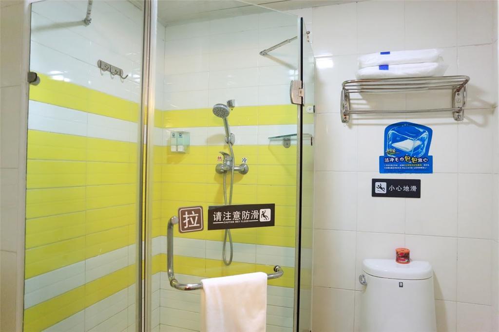 7Days Inn Zhu Hai Gong Bei Tunnel Portal Zhuhai Luaran gambar